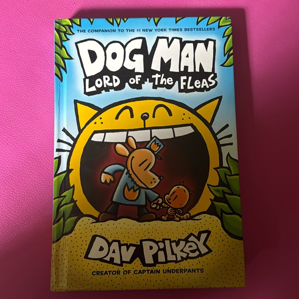 Comic Book 📕 /Dog Man Lord of The Fleas by DavPilkey